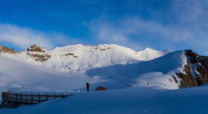 达古冰川雪后风景如画